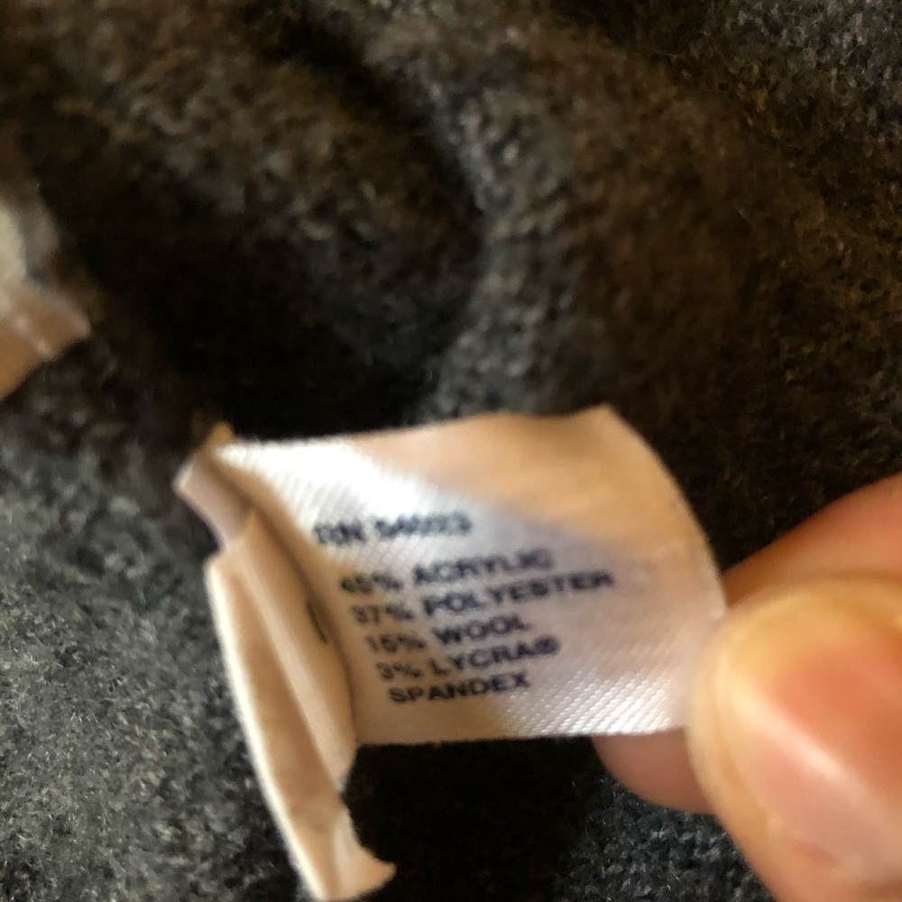 Gap Sweater Size Small - image 6